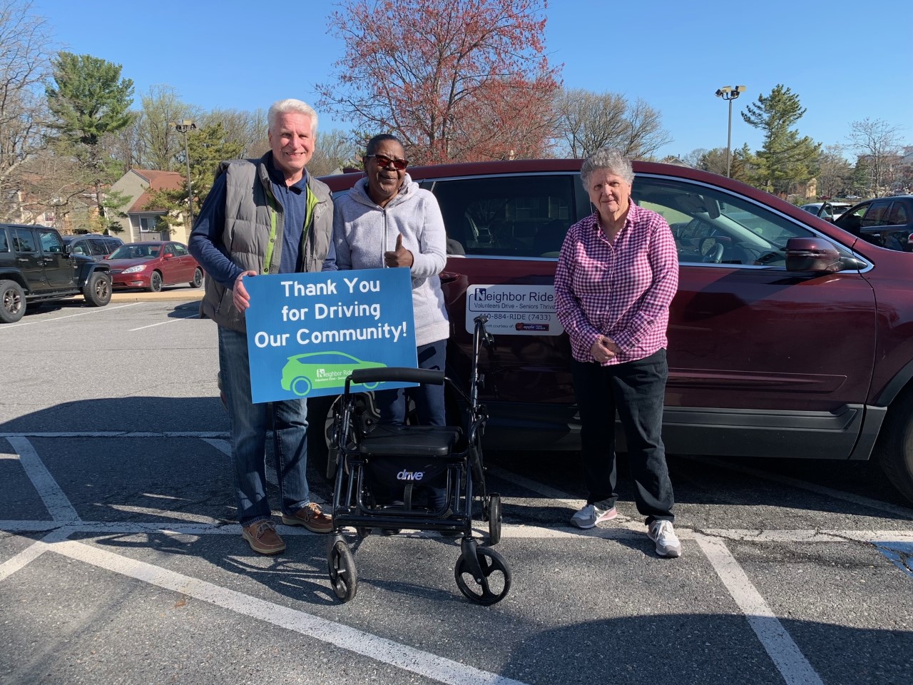 Neighbor Ride Board Member and Passenger Thank a Volunteer Driver